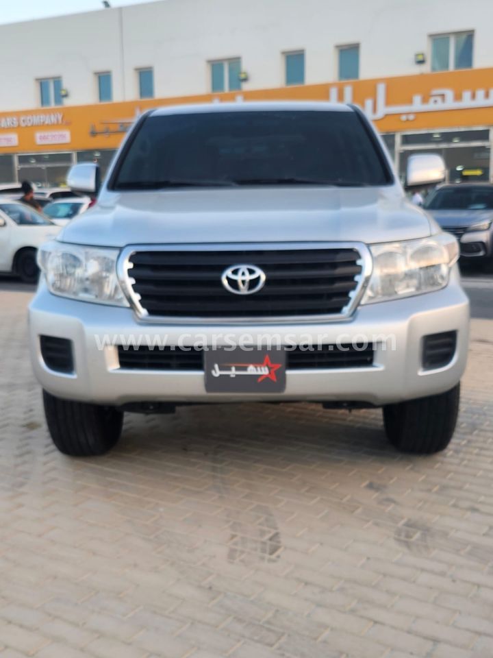 Toyota Land Cruiser GX 2015 — CarSemsar