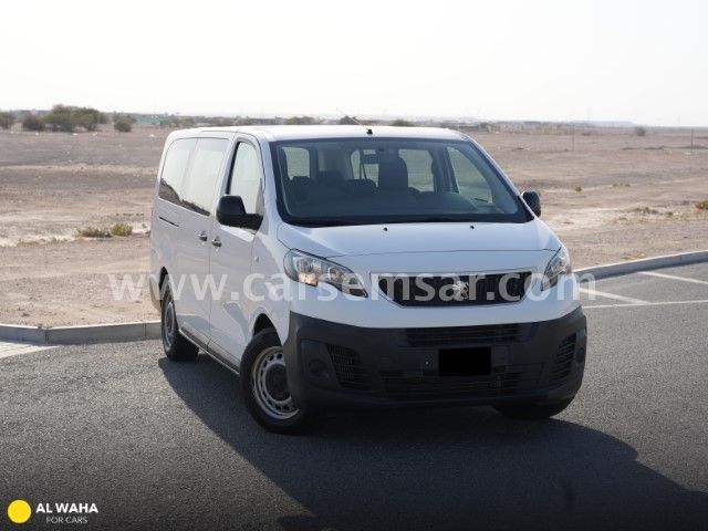 Peugeot Expert 2021 — CarSemsar
