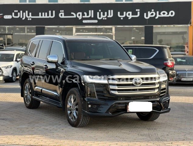 Toyota Land Cruiser VXR 2025 — CarSemsar