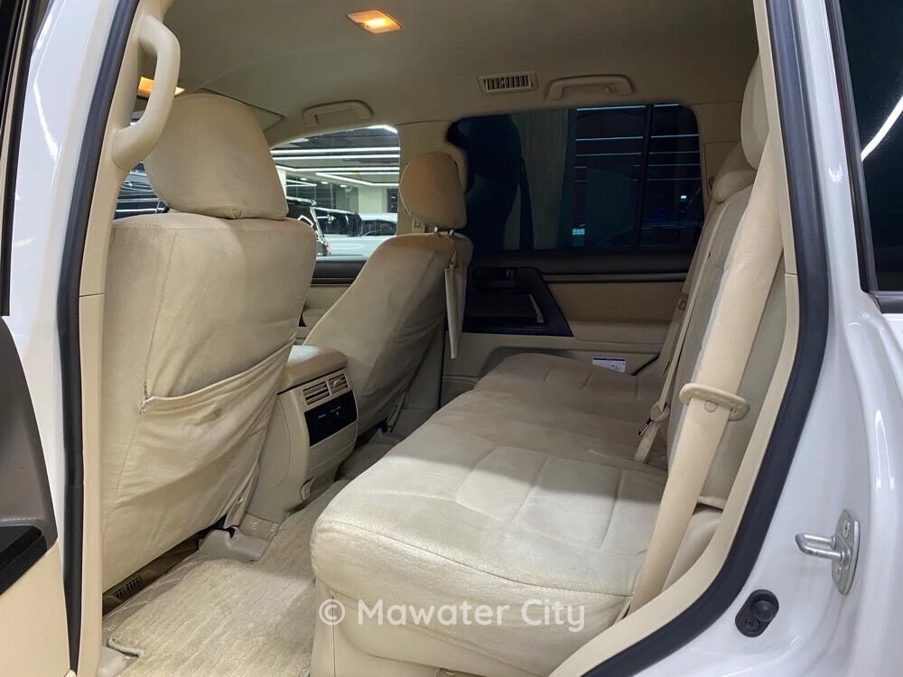 Toyota Land Cruiser GXR 2019 — Mawater City
