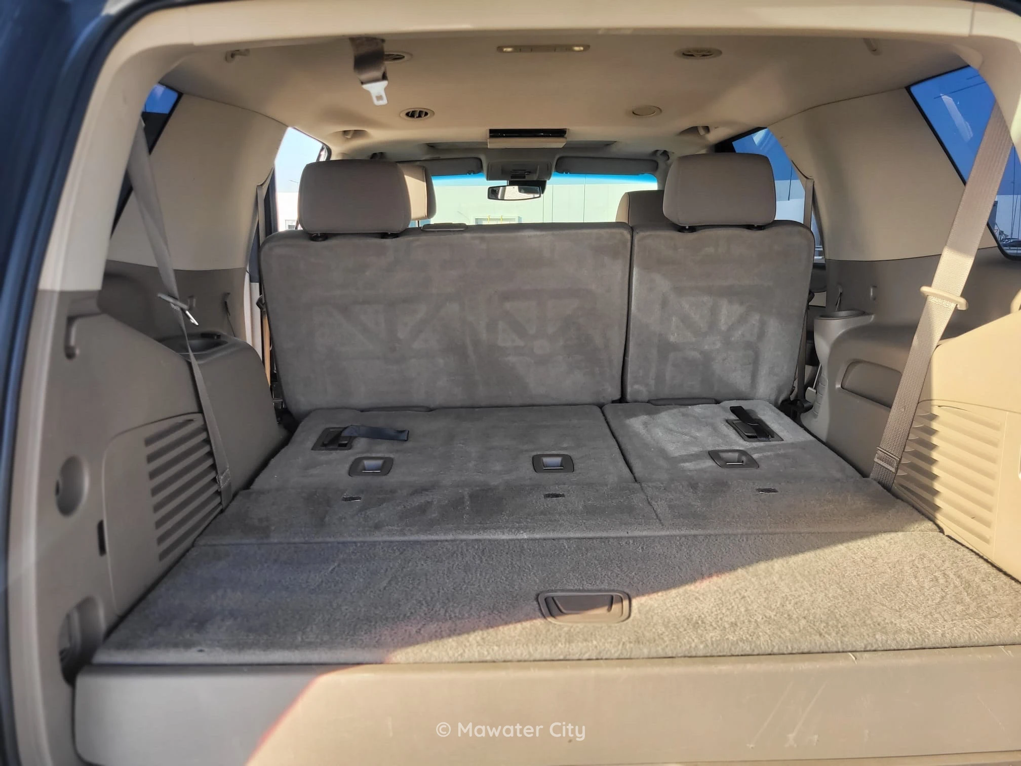 Chevrolet Tahoe 2016 — Mawater City