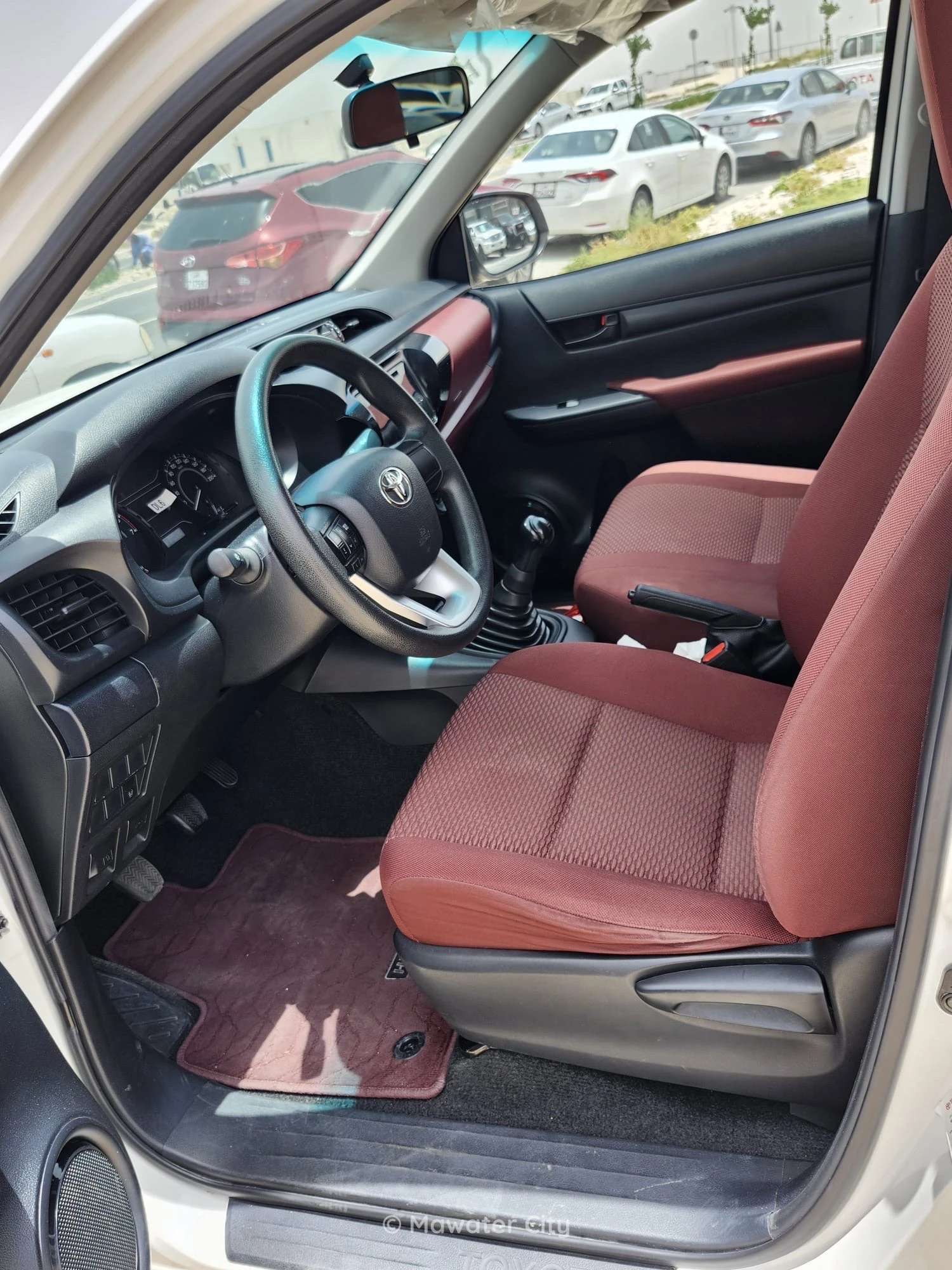 Toyota Hilux 2021 — Mawater City