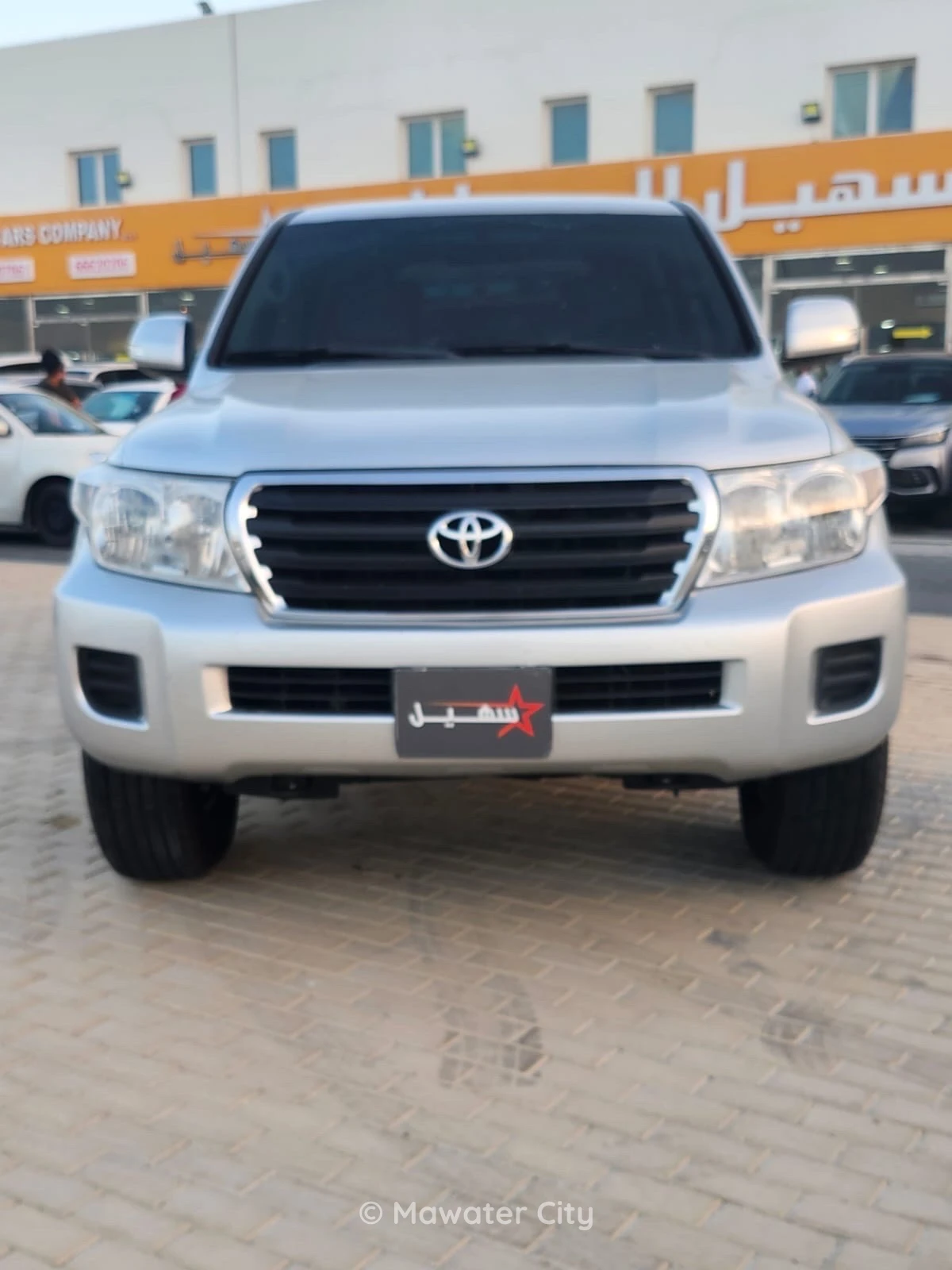 Toyota Land Cruiser 2015 — Mawater City