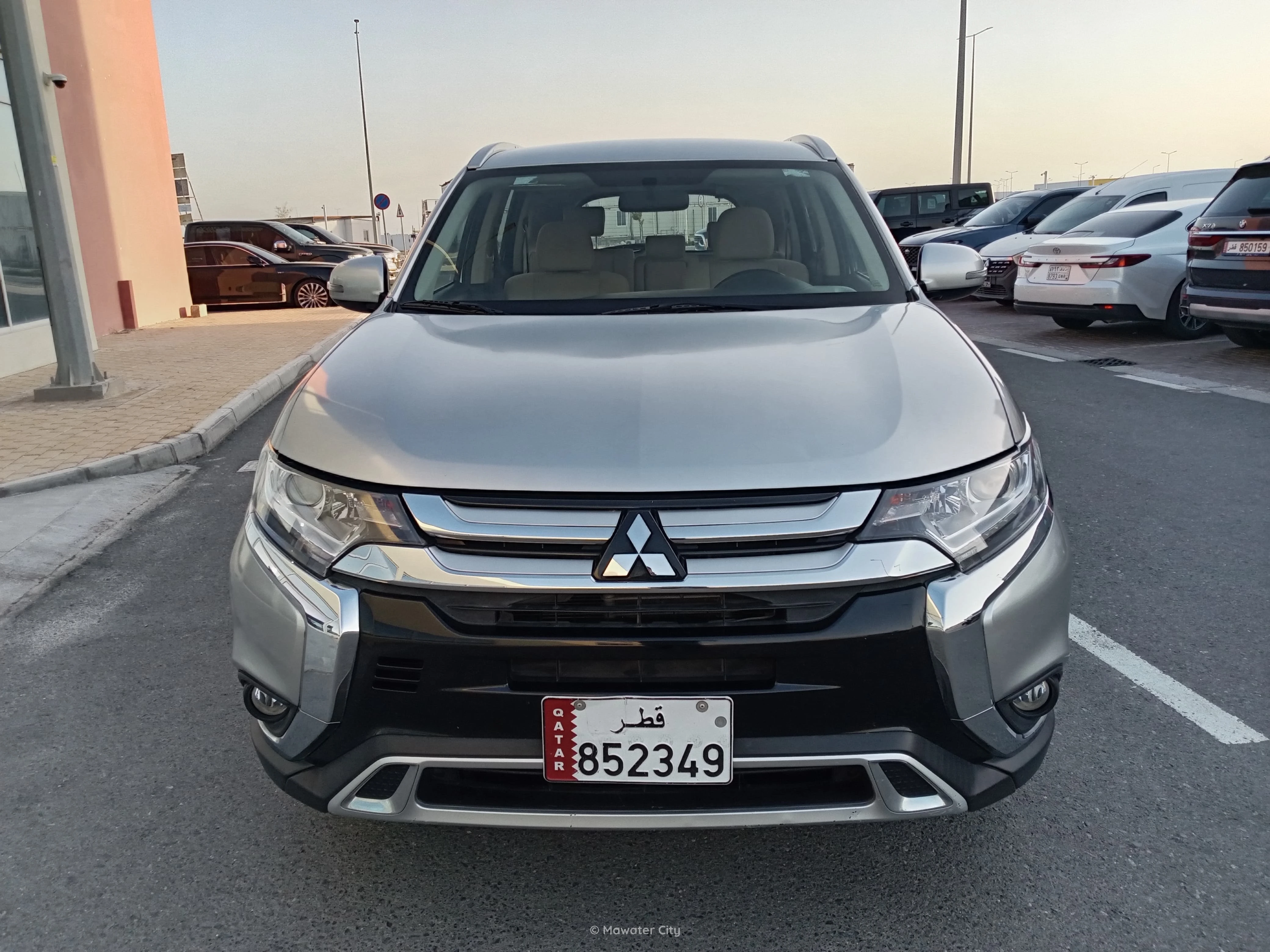 Mitsubishi Outlander 2021 — Mawater City