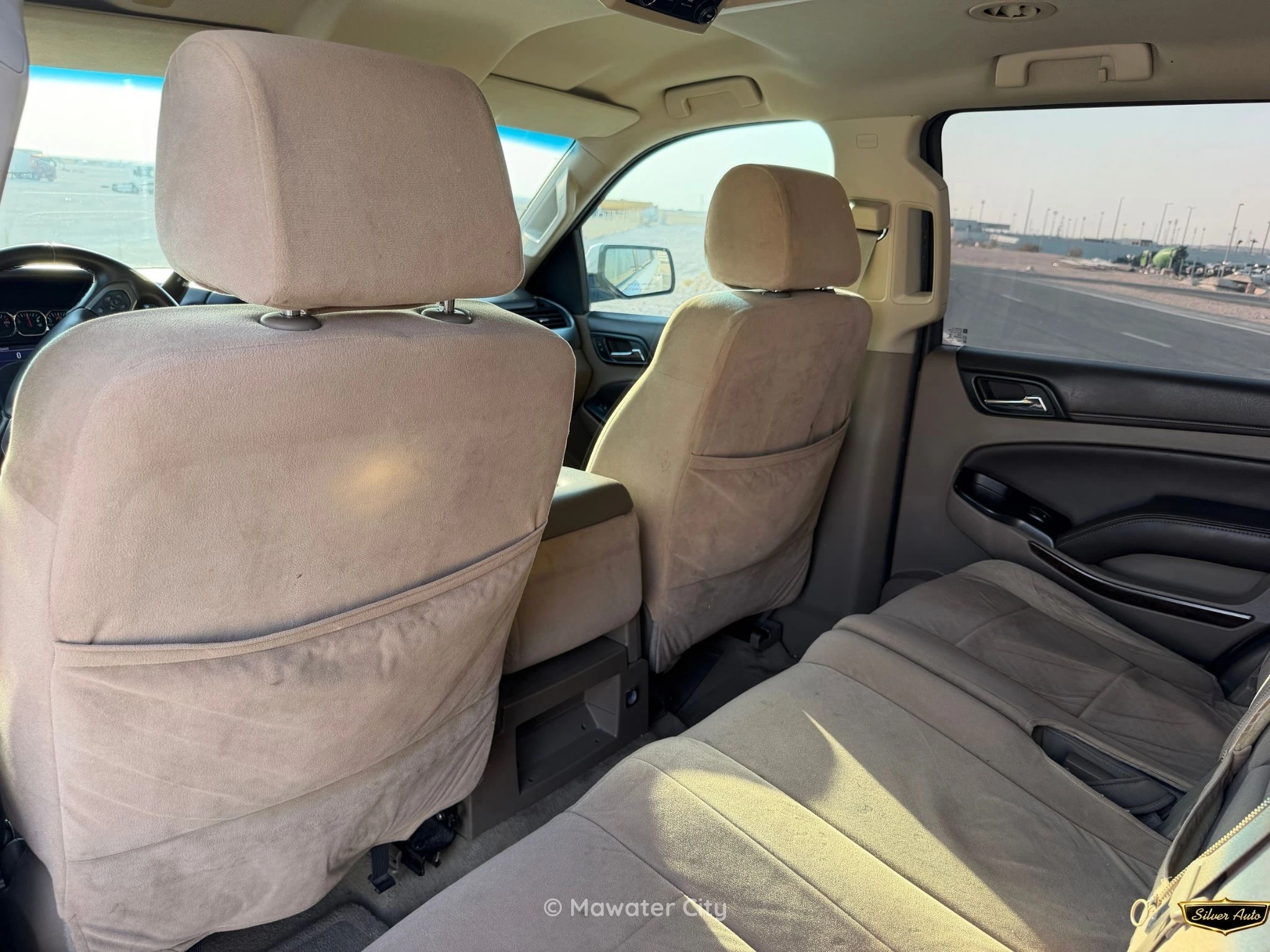 Chevrolet Tahoe 2015 — Mawater City