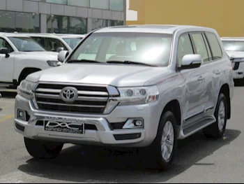 Toyota Land Cruiser GXR 2020 — QatarSale