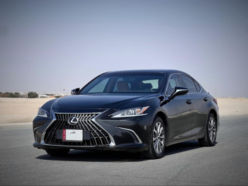 Lexus ES 300 2023 — QatarSale