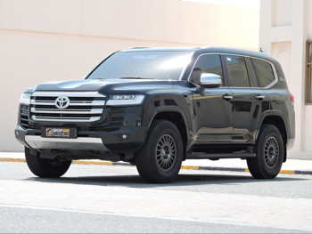 Toyota Land Cruiser VX 2022 — QatarSale