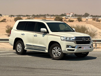 Toyota Land Cruiser GXR 2011 — QatarSale