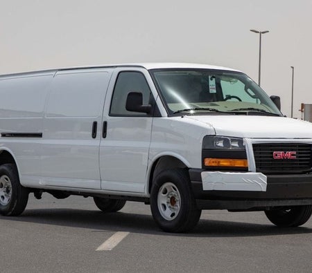 GMC Savana 2025 — OneClickDrive