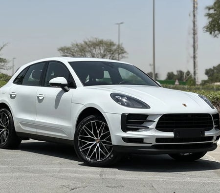 Porsche Macan 2020 — OneClickDrive