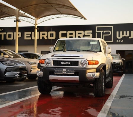 Toyota FJ Cruiser 2023 — OneClickDrive