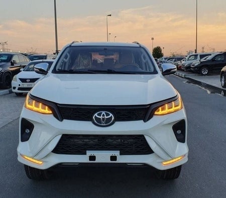Toyota Fortuner 2020 — OneClickDrive