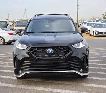 Toyota Highlander 2023 — OneClickDrive