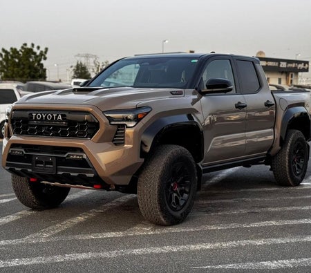 Toyota Tacoma 2025 — OneClickDrive