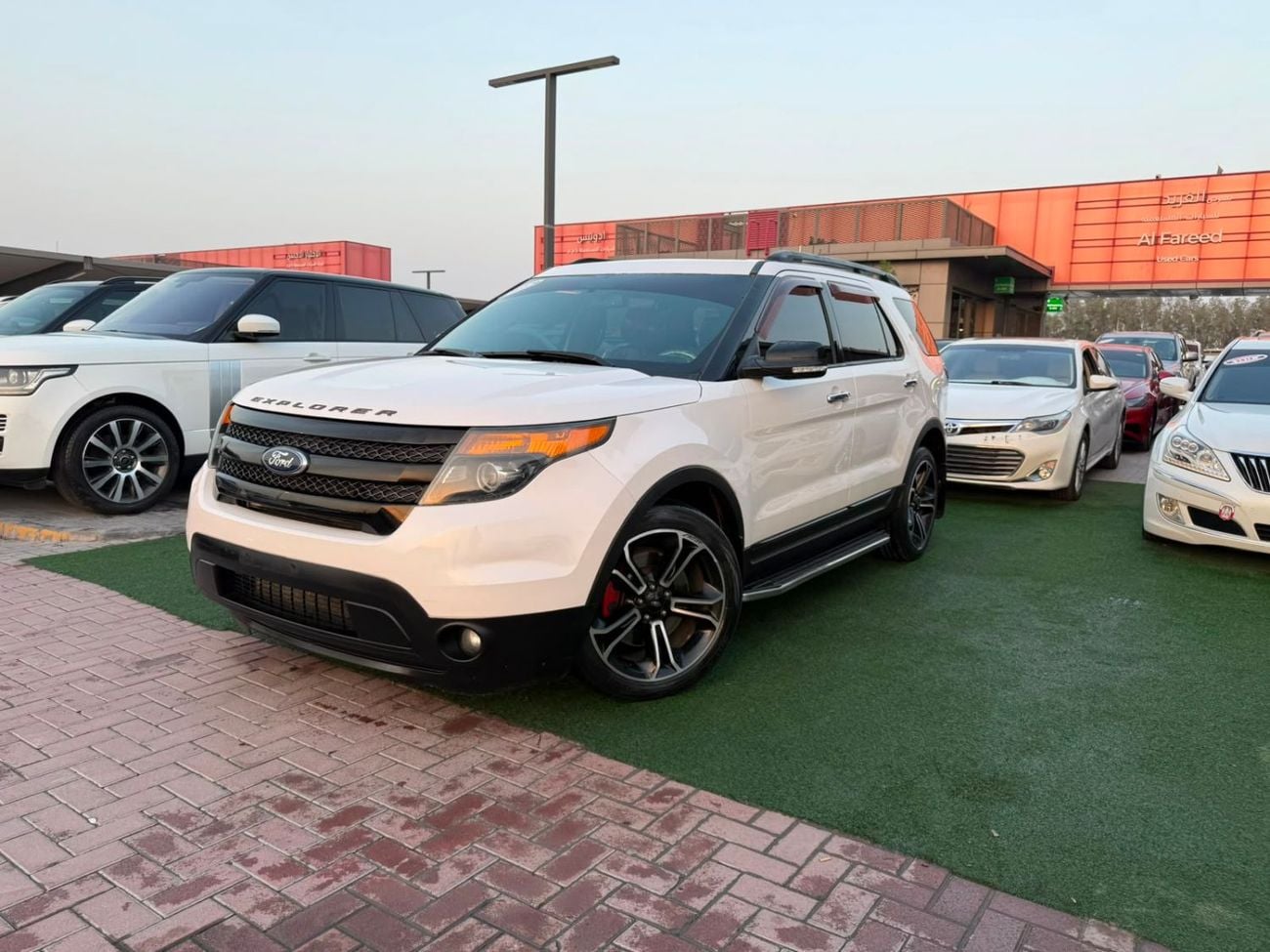 Ford Explorer 2013 — DubiCars
