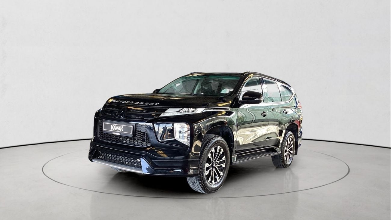 Mitsubishi Montero Sport 2023 — DubiCars