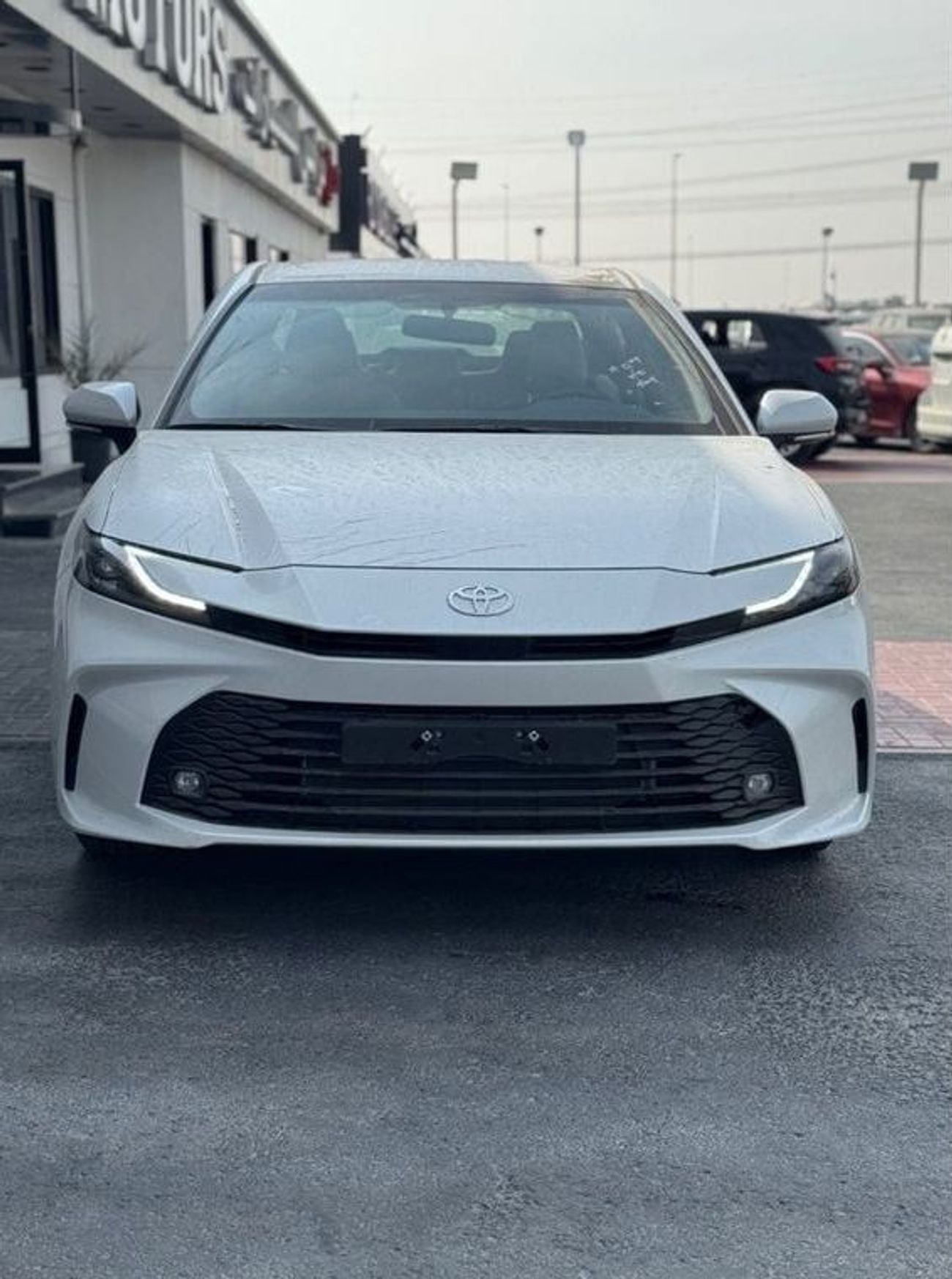 Toyota Camry 2026 — DubiCars