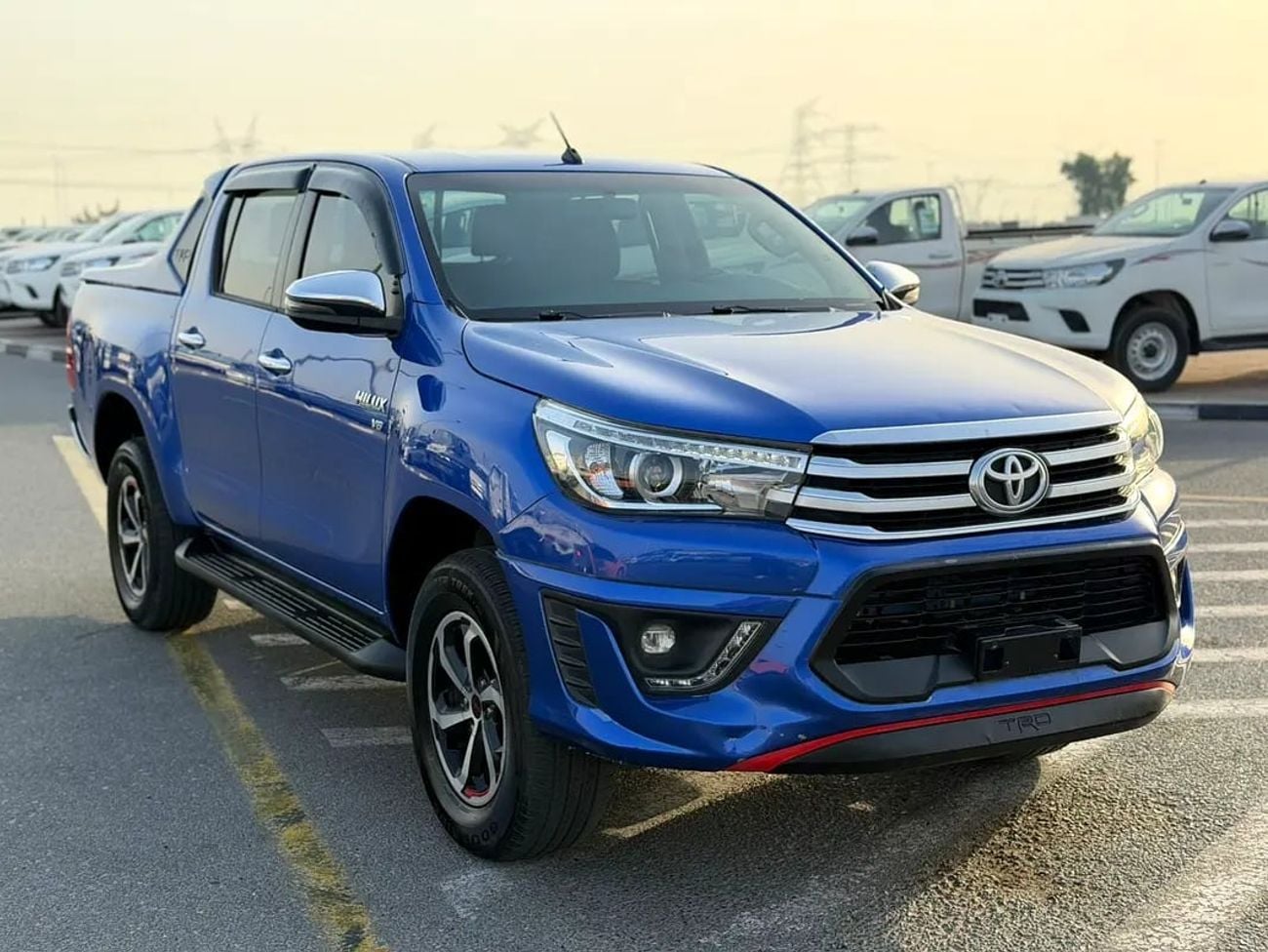 Toyota Hilux 2018 — DubiCars