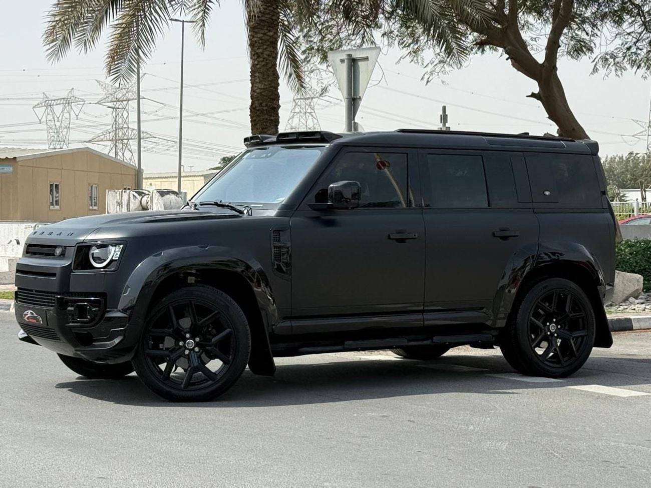 Land Rover Defender 2021 — DubiCars