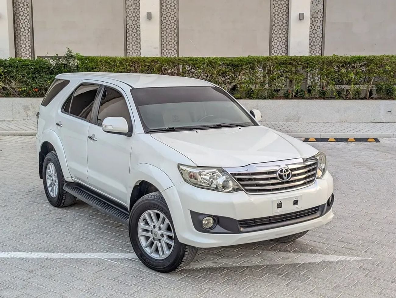 Toyota Fortuner 2013 — DubiCars