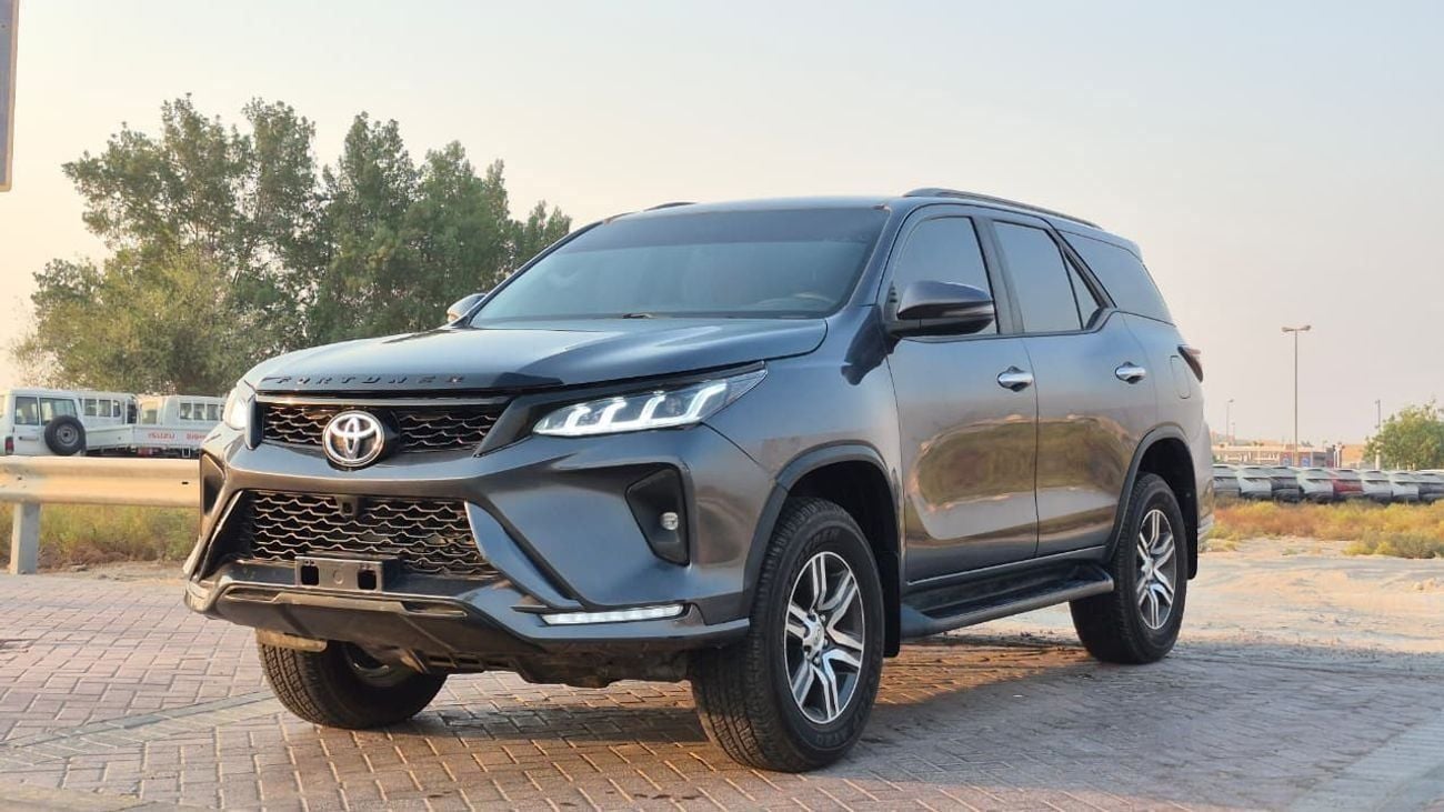 Toyota Fortuner GXR 2020 — DubiCars