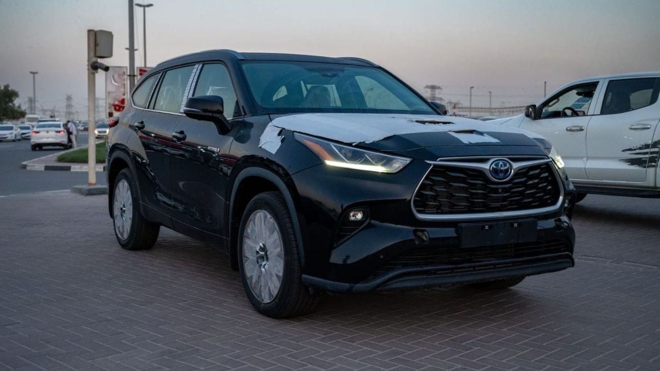 Toyota Highlander 2023 — DubiCars