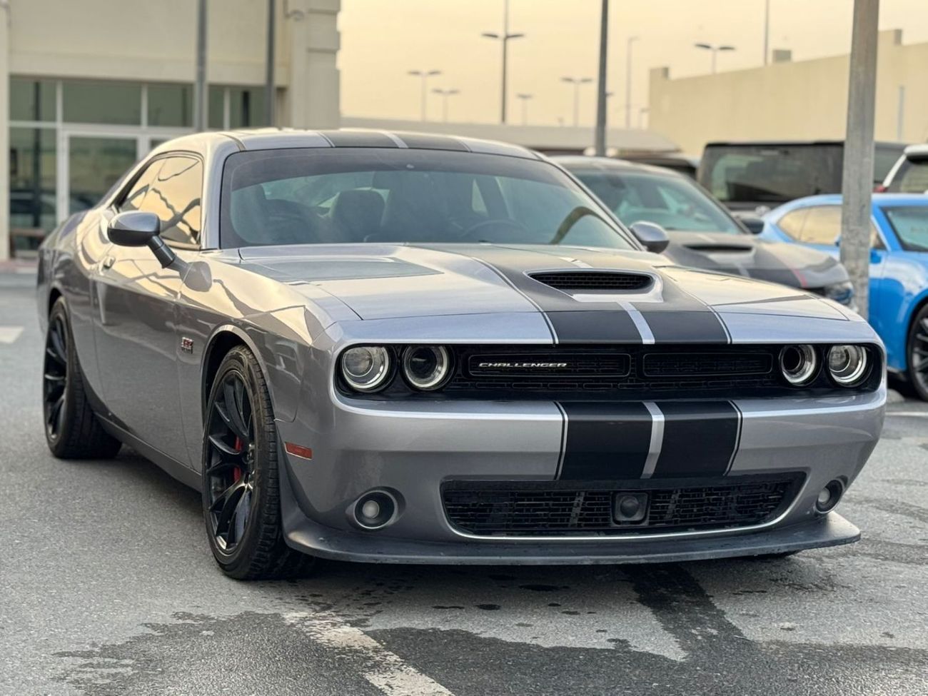 Dodge Challenger SRT 2016 — DubiCars