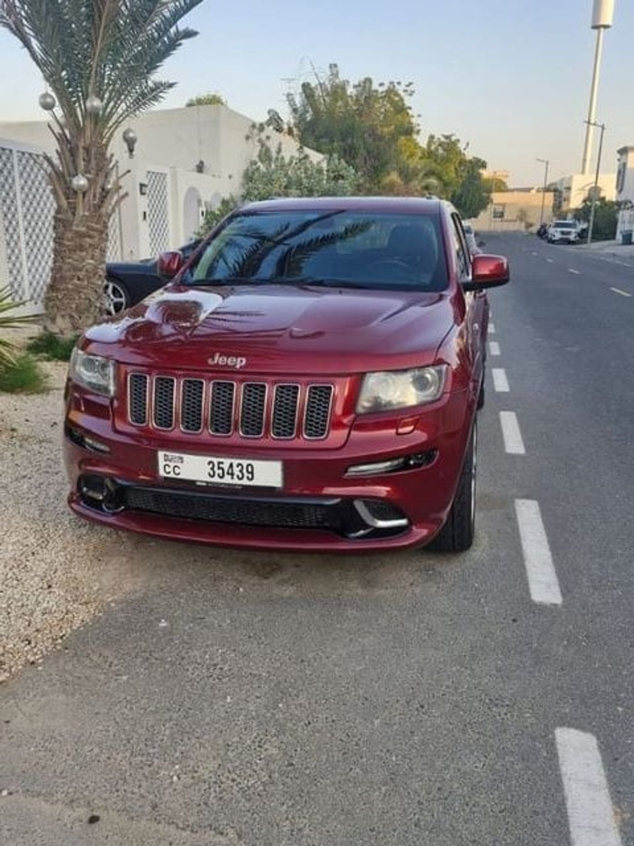 Jeep Grand Cherokee 2013 — DubiCars