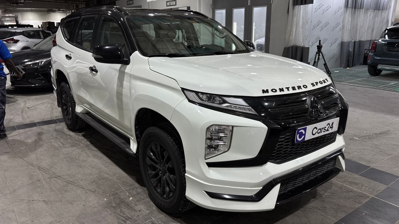 Mitsubishi Montero Sport 2023 — DubiCars