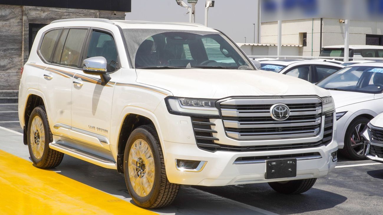 Toyota Land Cruiser VXR 2025 — DubiCars