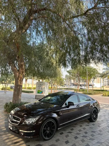 Mercedes-Benz CLS 2012 — YallaMotor