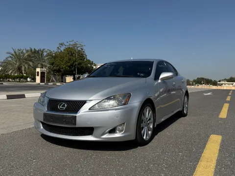 Lexus IS 250 2009 — YallaMotor