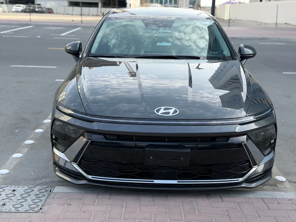 Hyundai Sonata 2025 — YallaMotor