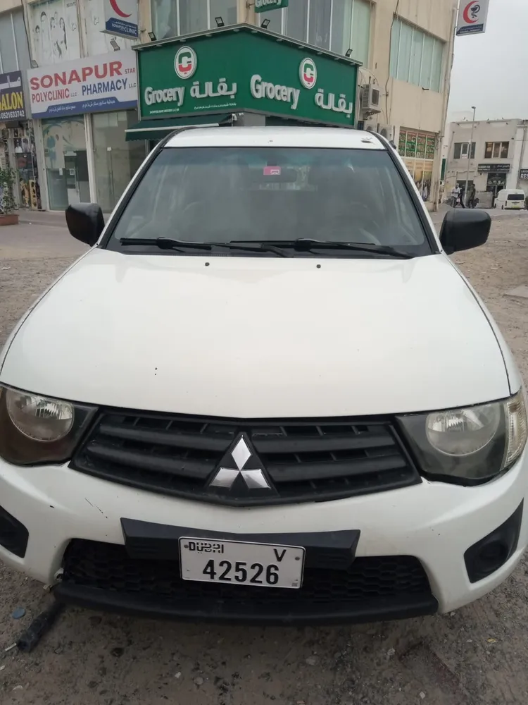 Mitsubishi L200 2013 — YallaMotor