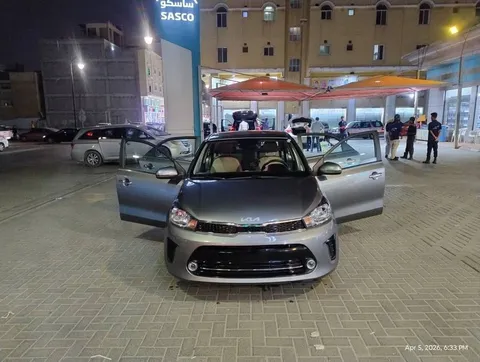 Kia Pegas 2025 — YallaMotor