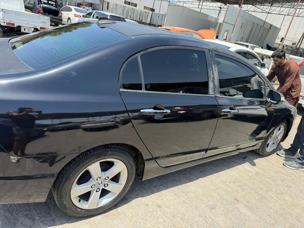 Honda Civic 2008 — YallaMotor