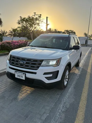Ford Explorer 2017 — YallaMotor