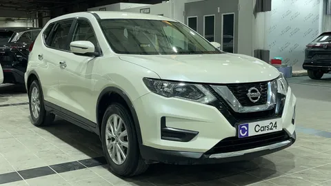 Nissan X Trail 2022 — YallaMotor