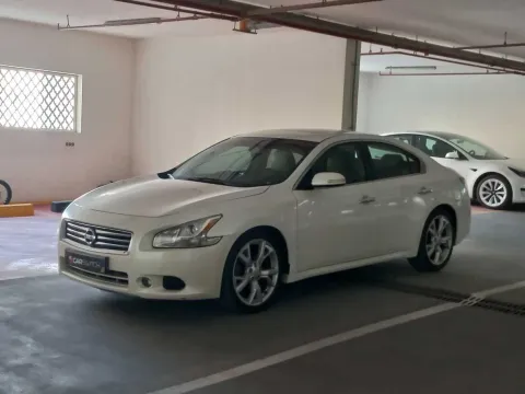 Nissan Maxima 2015 — YallaMotor